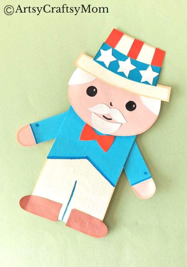 If you're planning a puppet show for the 4th of July, you have to try this fun paper bag Uncle Sam craft! All you need is a paper bag and craft paper!