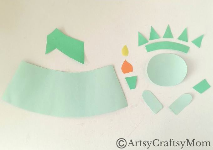 Get ready to celebrate the 4th of July with a cute paper cup Statue of Liberty craft! Grab our printable template & follow all the instructions - that's all!