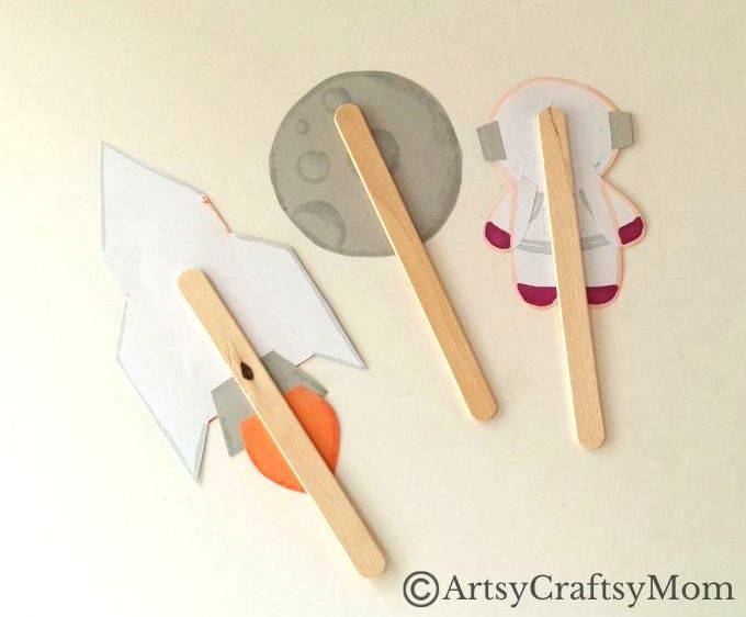 Have fun learning about rockets and spaceships as you make this fun Artemis II bookmarks papercraft! Perfect for books about outer space!