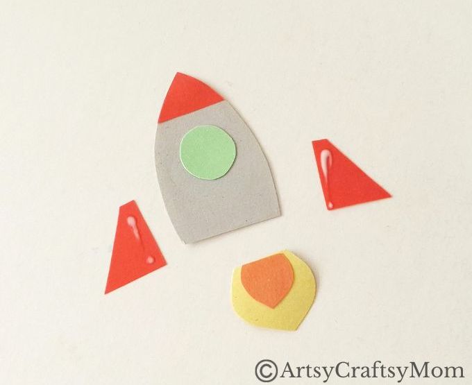 This Space-Themed Paper Art Project for Kids proves that you can make art with little more than colored craft paper and basic craft supplies!
