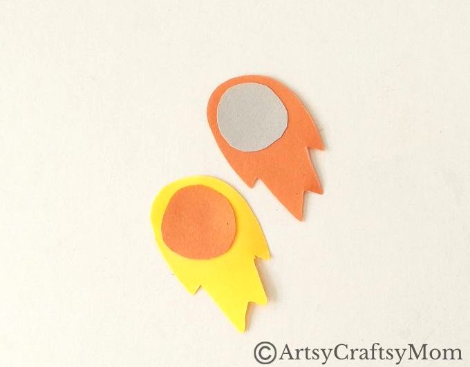 This Space-Themed Paper Art Project for Kids proves that you can make art with little more than colored craft paper and basic craft supplies!