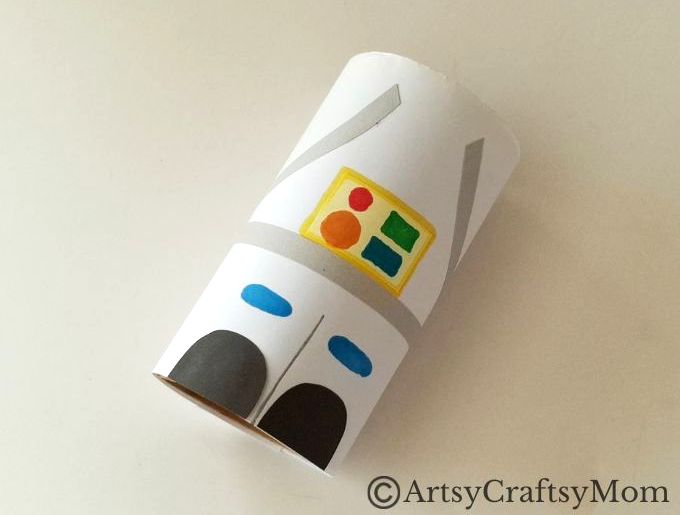 If you'd like your own little astronaut to play with, we've got a cute little toilet paper roll astronaut craft for you! Comes with a little moon to explore!