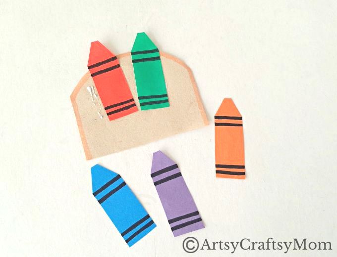 We've got the perfect Back to School project for you - a cute little notebook and crayons paper bag craft! Comes with a printable template!