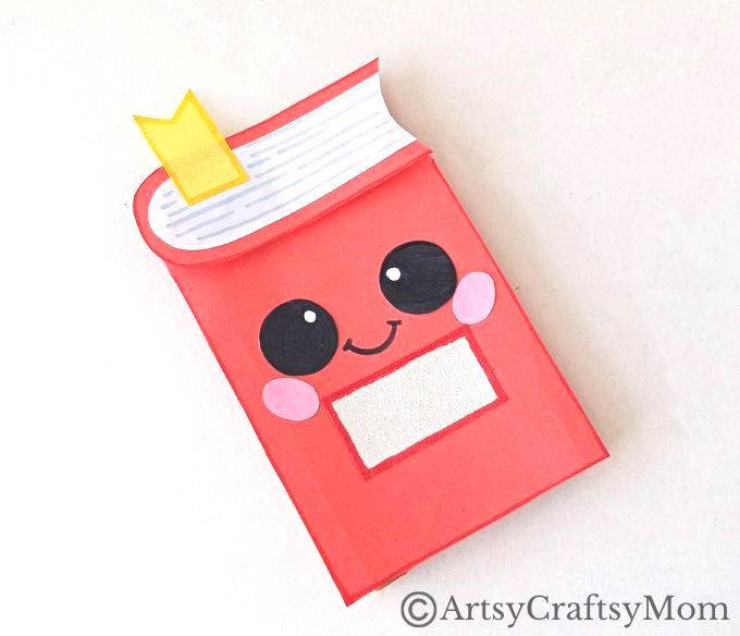 We've got the perfect Back to School project for you - a cute little notebook and crayons paper bag craft! Comes with a printable template!