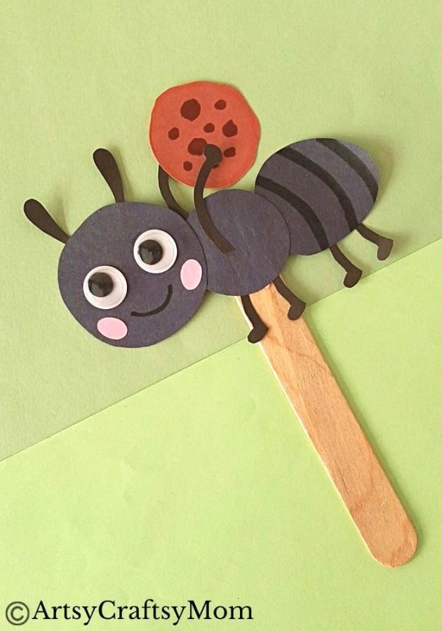 If you're waiting to audition for the perfect ant character for your puppet show, fret no more! Here is a DIY popsicle stick ant puppet craft for you!
