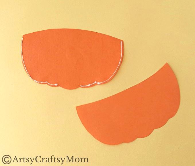 Two Halloween icons come together in this ghost in a pumpkin craft - a ghost, of course, and a Jack o' lantern! Easy to make and fun to play with!