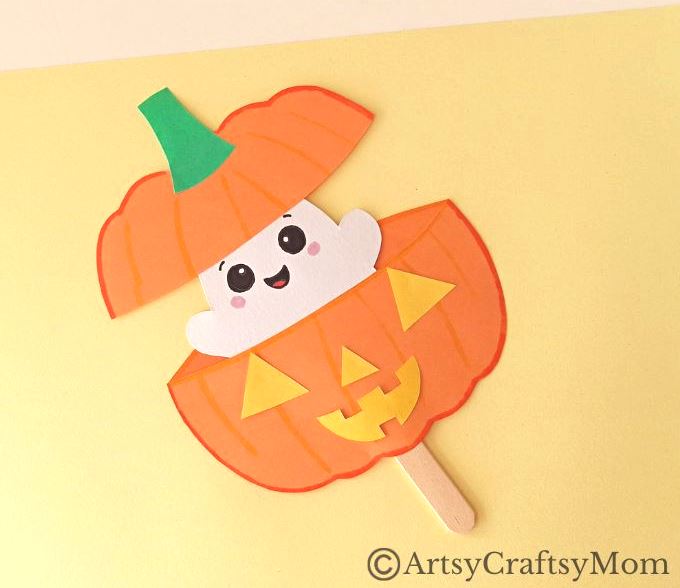 Two Halloween icons come together in this ghost in a pumpkin craft - a ghost, of course, and a Jack o' lantern! Easy to make and fun to play with!