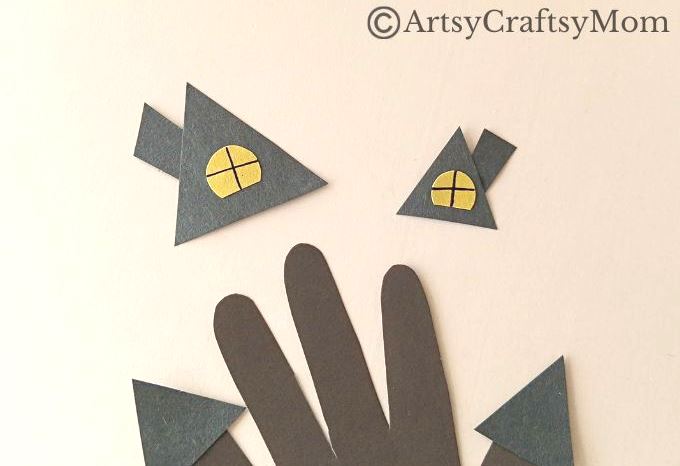 Did you know that you can turn a handprint into a haunted house? Well, that's exactly what we've done in our Handprint Haunted House Craft!