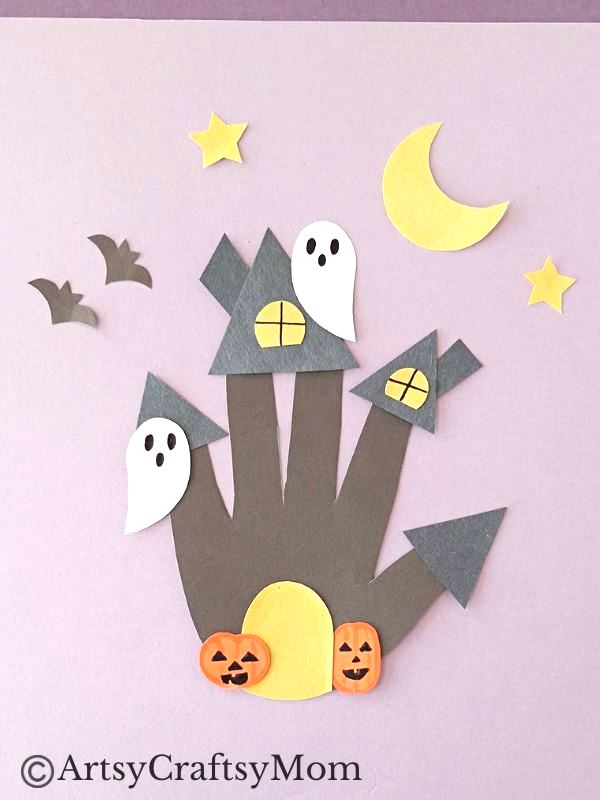 Did you know that you can turn a handprint into a haunted house? Well, that's exactly what we've done in our Handprint Haunted House Craft!